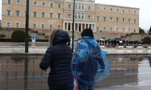 Καιρός: Παρατείνεται το φθινοπωρινό σκηνικό - Πού θα βρέξει το Σαββατοκύριακο