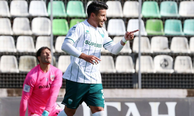 Λεβαδειακός-Βόλος 5-2: Ματσάρα με γκολ, θέαμα και νικητές τους Βοιωτούς