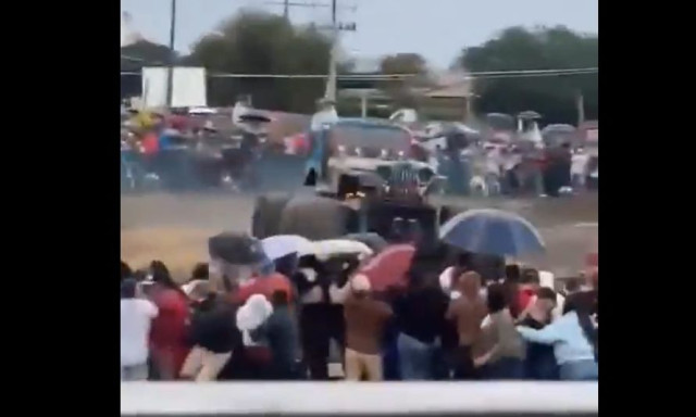 Κολομβία: Monster truck έπεσε πάνω στο πλήθος και σκότωσε δύο άτομα, ανάμεσα τους κορίτσι 10 ετών
