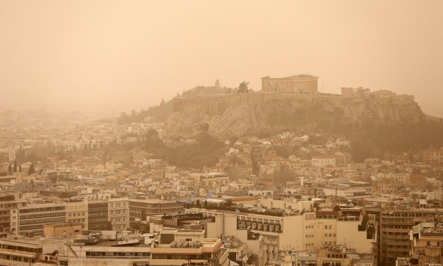 «Καμπανάκι» Ζιακόπουλου για νέο κύμα σκόνης από την Τυνησία - Πότε φτάνει στη χώρα μας