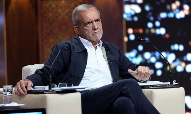 Πεζεσκιάν: «Κανείς δεν μπορεί να μας αναγκάσει να παραδοθούμε»