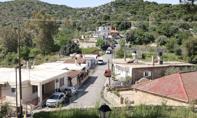 «Ήρθατε τώρα που τον σκότωσαν»: Ξέσπασμα οργής κατά αστυνομικών από συγγενείς του Νικήτα
