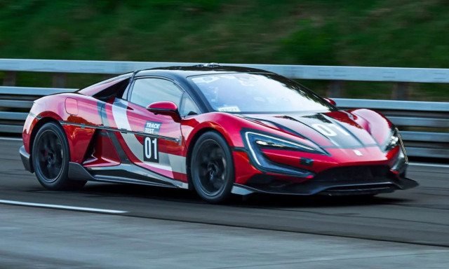 Η BYD ξεκινά τις πωλήσεις του hypercar των 2,7 εκατομμυρίων ευρώ
