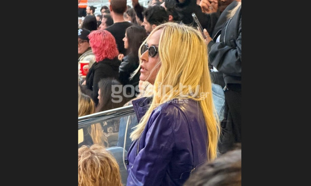 Η Άννα Βίσση απόλαυσε τους Metallica στο κατάμεστο ΟΑΚΑ