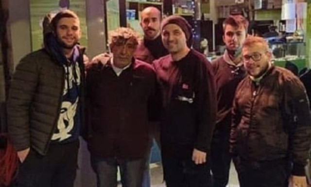 Κρήτη: Νεαροί χάρισαν στέγη και ελπίδα σε έναν άστεγο