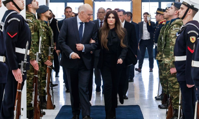 Γκιλφόιλ: Ποστάρει Δένδια να λέει ότι η Ελλάδα παίρνει F-35 μαζί με F-16 Viper και Rafale
