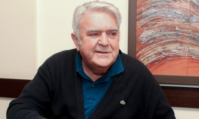 Σπάνια δημόσια εμφάνιση για τον Πασχάλη Τερζή - Οι φωτογραφίες από τον γάμο της εγγονής του