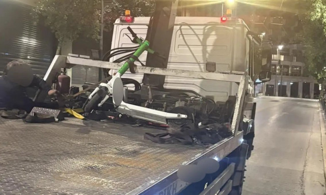 Σαρωτικοί έλεγχοι της τροχαίας Αττικής για τα ηλεκτρικά πατίνια: 214 παραβάσεις
