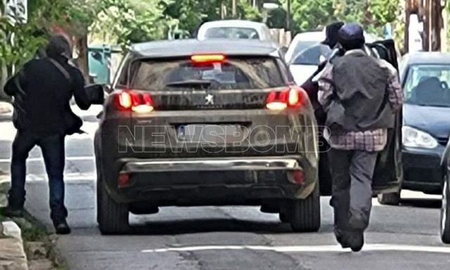 Ληστεία τράπεζας στην Τιθορέα: Στα χέρια των αρχών 8 άτομα, έξι άνδρες και δύο γυναίκες