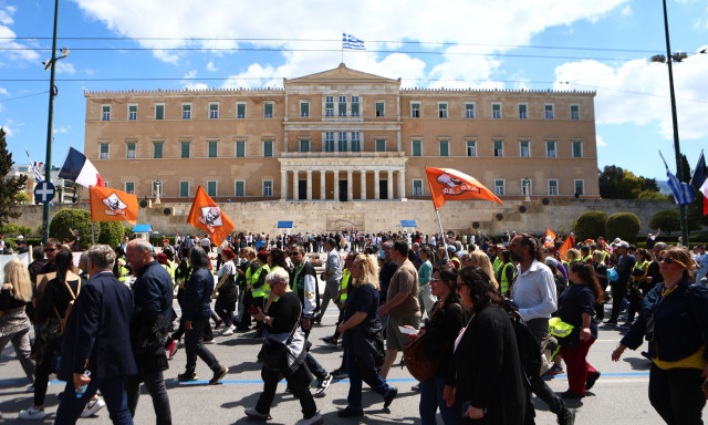 Απεργία 13 Μαΐου για το Δημόσιο - Τι ισχύει για τα ΜΜΜ