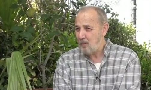 Στέλιος Μάινας: «Η απουσία του πατέρα μου όταν ήμουν παιδί ήταν ένα τραύμα που επουλώνεται δύσκολα»