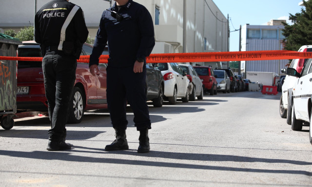 Ύποπτο σακίδιο κοντά στη ΓΑΔΑ - Στο σημείο το ΤΕΕΜ - Έκλεισε τμήμα της Αλεξάνδρας