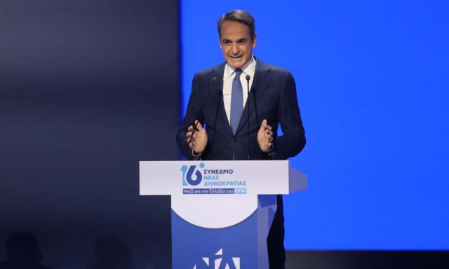 Μητσοτάκης: «Ποιος θα σηκώσει το τριψήφιο τηλέφωνο στις 3 το πρωί; Ο Ανδρουλάκης; Και τι θα πει;»