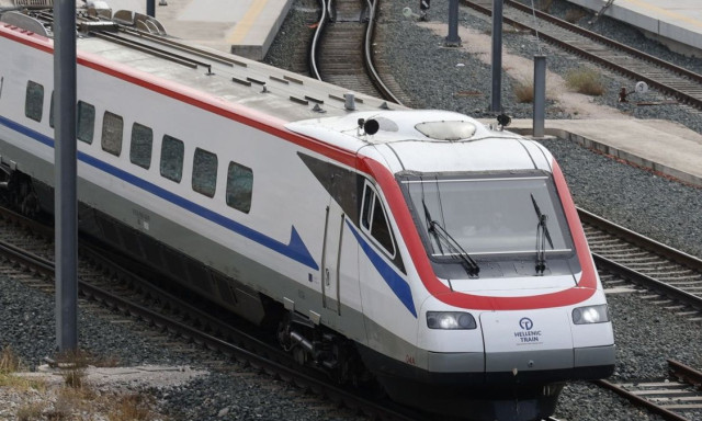 Τραγωδία στη Θεσσαλονίκη: Νεκρός άνδρας που πετάχτηκε μπροστά σε εν κινήσει τρένο