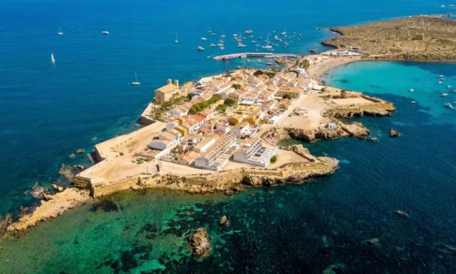 Το μικρότερο κατοικημένο νησί της Ισπανίας επαναστατεί και ξεκινά διαδικασία αποχώρησης