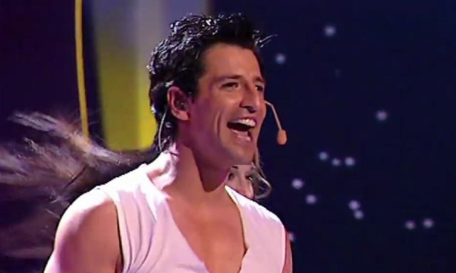 Σάκης Ρουβάς για Eurovision: «Μπορεί να ψηφίζει μόνο ο κόσμος; Δεν μου αρέσει που έχουμε επιτροπές»