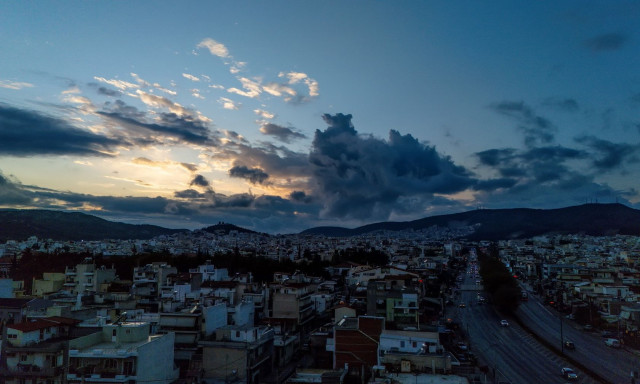 Καιρός: Με άστατο καιρό η εβδομάδα – Πότε και πού θα σημειωθούν βροχές και καταιγίδες