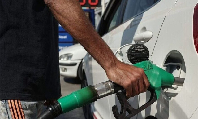 Βενζίνη: Συνεχίζεται το ράλι ανόδου - Στα €2,10 το λίτρο