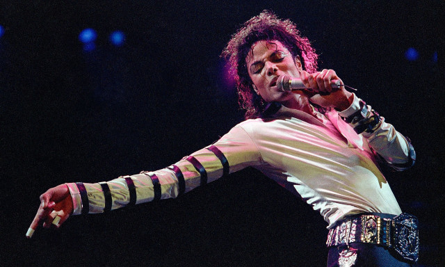 Το «Billie Jean» του Μάικλ Τζάκσον στην κορυφή του Billboard Global 200