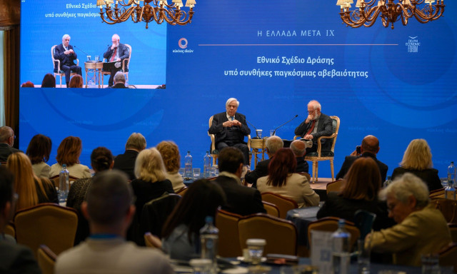 Παυλόπουλος: «Δεν μπορούμε να παίζουμε με το Σύνταγμα»