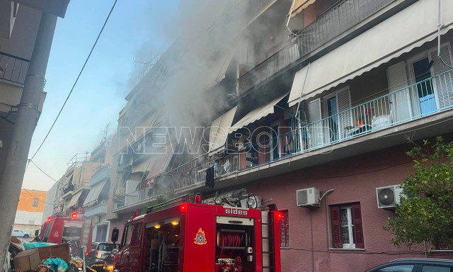 Φωτιά σε διαμέρισμα στον Πειραιά