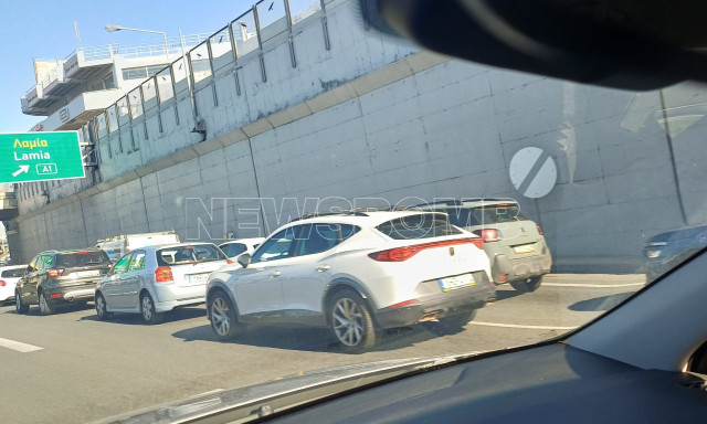 Κίνηση τώρα: Ταλαιπωρία στον Κηφισό, μποτιλιάρισμα στο κέντρο- Καθυστερησεις έως 30' στην Αττική Οδό