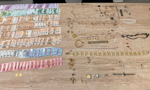 Καστοριά: Δύο συλλήψεις για τηλεφωνικές απάτες – Άρπαξαν 120.000 ευρώ σε λίγες ημέρες
