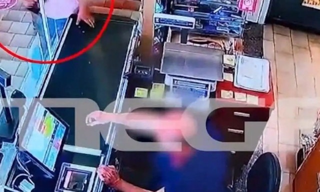  Κρήτη: Βίντεο-ντοκουμέντο από τη στιγμή που αναζητεί ταξί η μητέρα της 3χρονης που νοσηλεύεται σε κρίσιμη κατάσταση 