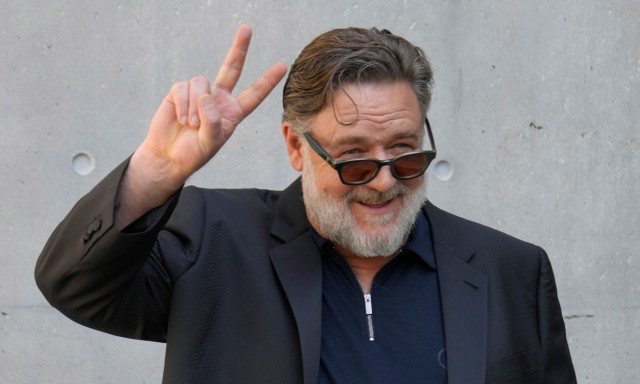 «Όποιος φερθεί σαν μ@λ@@ς» έφυγα»: Ο εκνευρισμός του Ράσελ Κρόου με τους fans που ζητούσαν αυτόγραφo