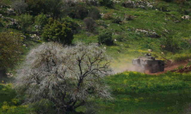 Ισραήλ: Ο Στρατός επεκτείνει τη χερσαία επιχείρησή του στον Λίβανο, πέρα από την «Κίτρινη Γραμμή»