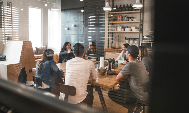 Tα 6 πράγματα που κάνει ένας νευρολόγος για να διατηρήσει τον εγκέφαλό του υγιή