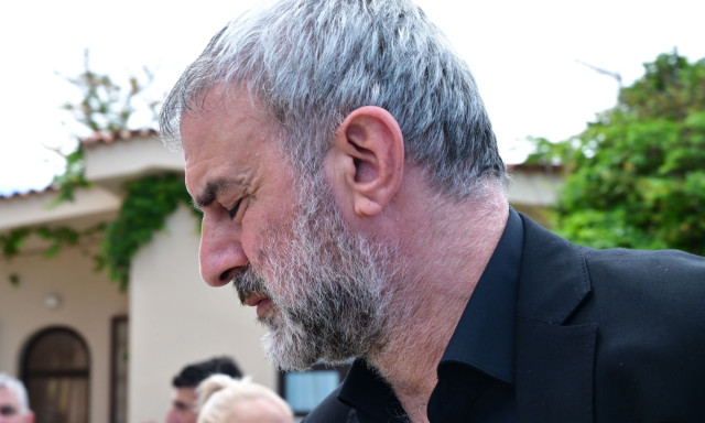 Γωγώ Μαστροκώστα: «Το μόνο που ήθελα ήταν να σε φροντίζω», την αποχαιρετά ο Τραϊανός Δέλλας