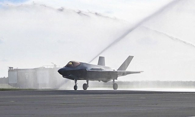 Τα πρώτα μαχητικά F-35 έφτασαν στην Πολωνία - Ιστορική στιγμή για την πολωνική αεροπορία