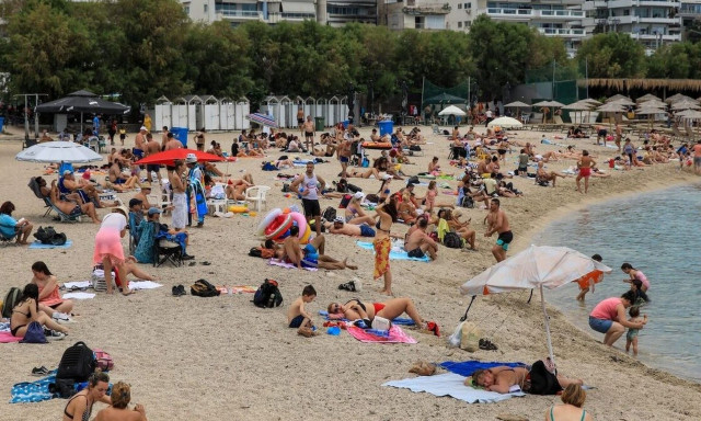 Τριήμερο Αγίου Πνεύματος: Το... πνεύμα είναι πρόθυμο για ταξίδια, αλλά η τσέπη... ασθενεί