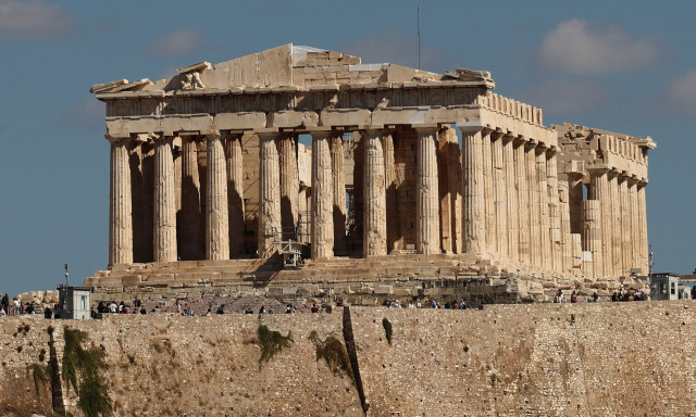 Παρθενώνας: Ανοίγει ο δρόμος για την επιστροφή θραυσμάτων από το Λούβρο