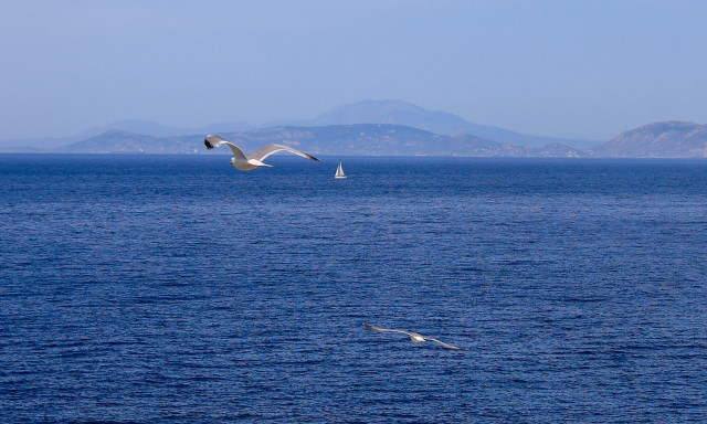 Καιρός αύριο: Ηλιοφάνεια με βροχές στα ηπειρωτικά - Έως 33 βαθμούς η θερμοκρασία
