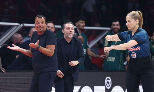 Ολυμπιακός - Παναθηναϊκός AKTOR 82-76: «Καθάρισαν» οι «γκρι» για το «ερυθρόλευκο» 1-0