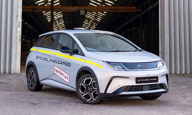 BYD Dolphin Cargo: Το ηλεκτρικό βαν για αθόρυβες διανομές πόλης