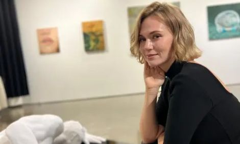 ΗΠΑ: Νεκρή influencer σε ξενοδοχείο πολυτελείας -Κυκλοφορούσε γυμνή στο λόμπι - Το ασυνήθιστο βίντεο