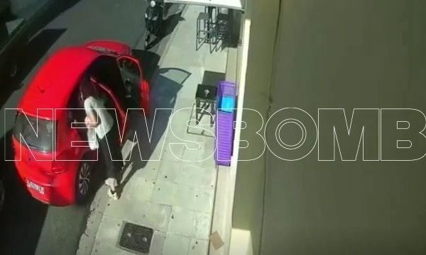 Ναύπακτος: Αφαιρέθηκε η άδεια του 75χρονου οδηγού που λίγο έλειψε να παρασύρει μητέρα με παιδί