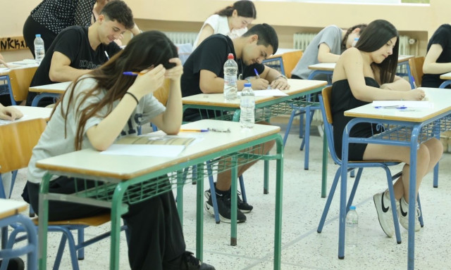 Πανελλήνιες 2026 - Χημεία: Δείτε τις απαντήσεις και τον σχολιασμό των θεμάτων
