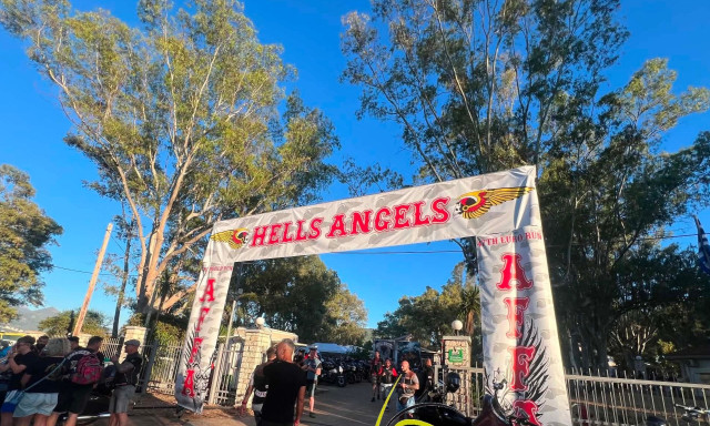 Ηγουμενίτσα: «Βούλιαξε» από μηχανές των Hells Angels η περιοχή – Γάμος στην παραλία του Δρεπάνου