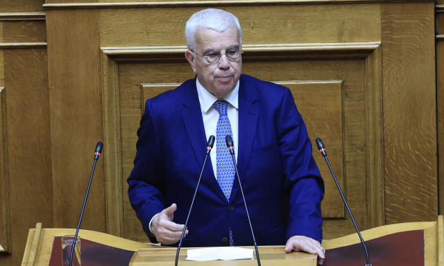 Ο Στράτος Σιμόπουλος, νέος κοινοβουλευτικός εκπρόσωπος της ΝΔ, στη θέση του Δημήτρη Μαρκόπουλου