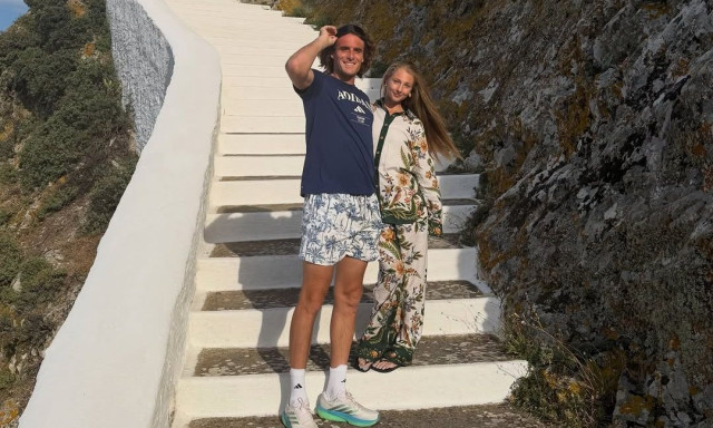 Κρίστεν Τομς: Ποια είναι η καλλονή σύντροφος του Στέφανου Τσιτσιπά
