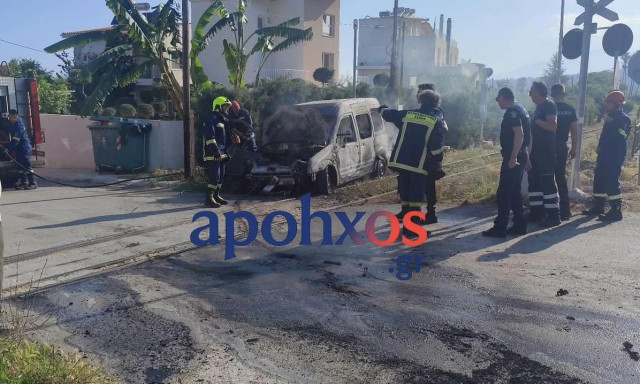 Φωτιά σε εν κινήσει όχημα στα Βραχνέϊκα- Καταστράφηκε ολοσχερώς το όχημα, γλίτωσε ο οδηγός