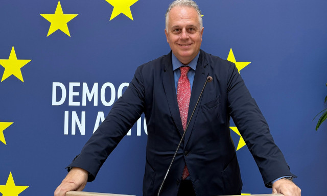 Η ΕΕ να αποδείξει ότι η στήριξη που παρέχει για την απασχόληση των νέων αποφέρει βιώσιμα αποτελέσματ