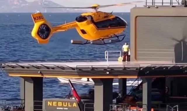 Nebula: Το πλωτό γκαράζ ελικοπτέρων των 35 εκατ. ευρώ του μεγιστάνα πίσω από το WhatsApp
