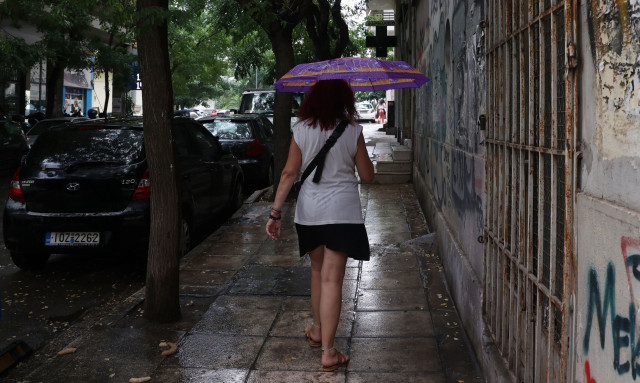 Καιρός: Έντονες βροχές και καταιγίδες το Σάββατο - Συναγερμός για 4 περιοχές