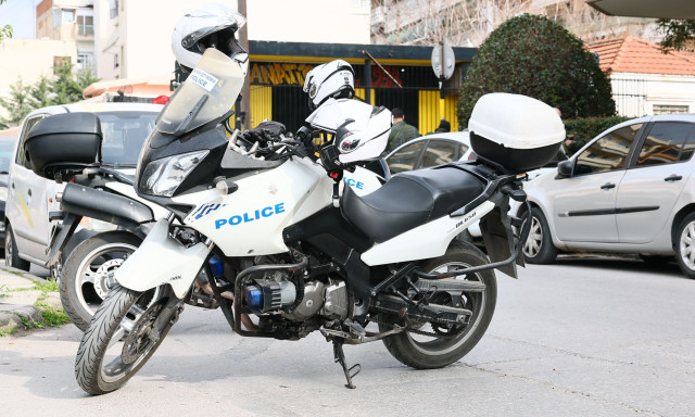 Βίντεο ντοκουμέντο: Άγριος καυγάς με μπουνιές σε μαγαζί στο Ρέθυμνο