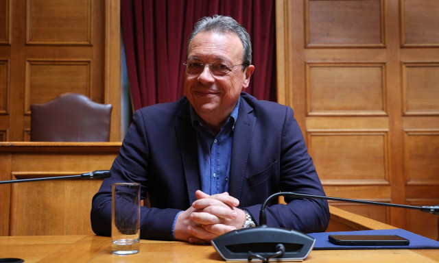 ΣΥΡΙΖΑ: «Καρατομεί» Παππά ο Φάμελλος - Διαζύγιο «κοινή συναινέσει» και με Ζαχαριάδη